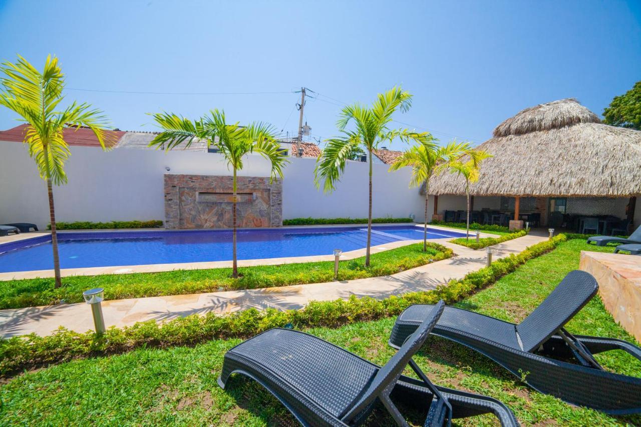Mayev Express Santa Cruz - Huatulco Exterior foto